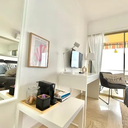 Апартаменты Casa Privata Corso Mentone 67 Complesso Gli Smeraldi Гримальди
